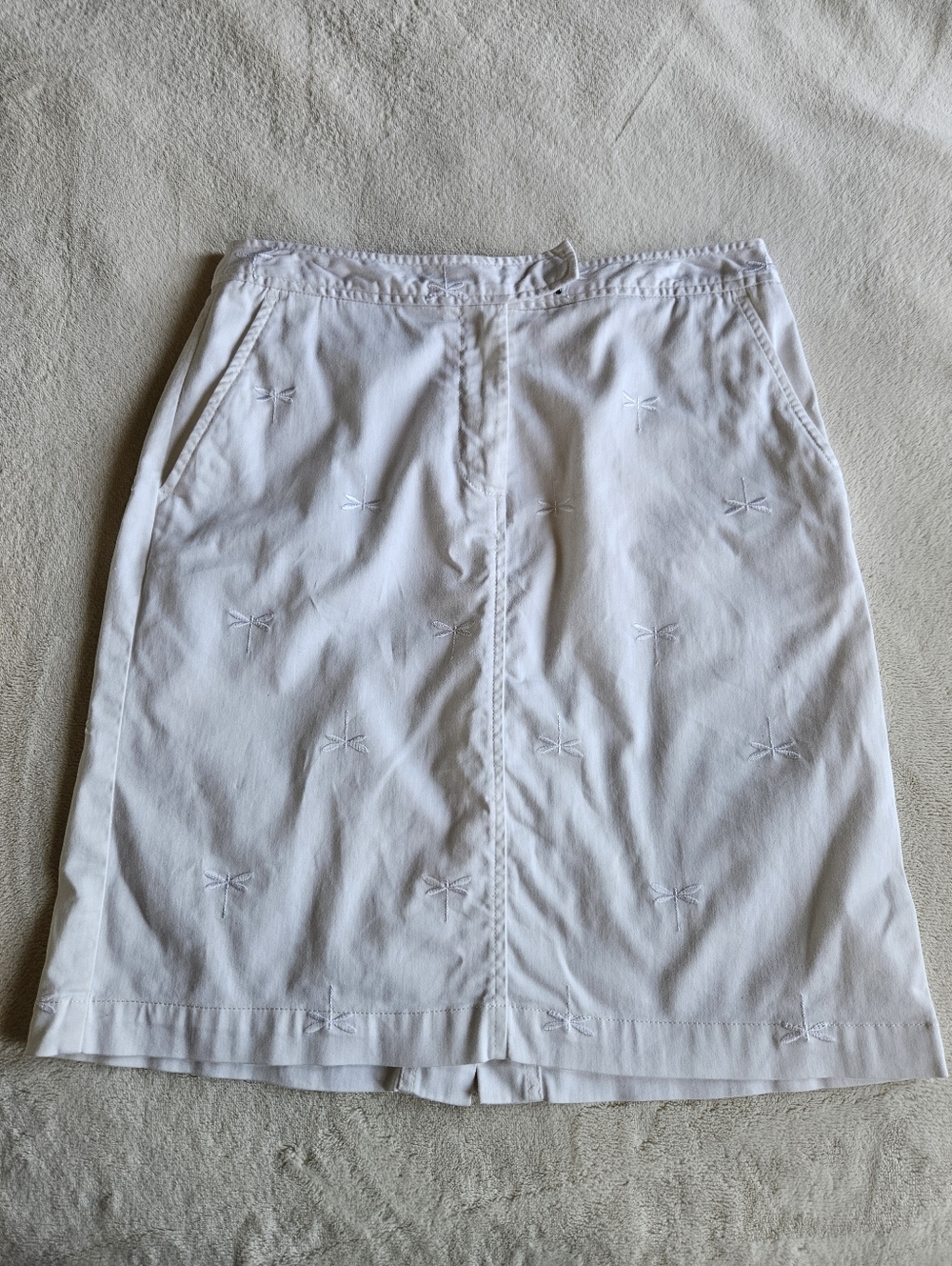 Talbots Dragonfly White Embroidered Cotton Skirt. Sz 4p